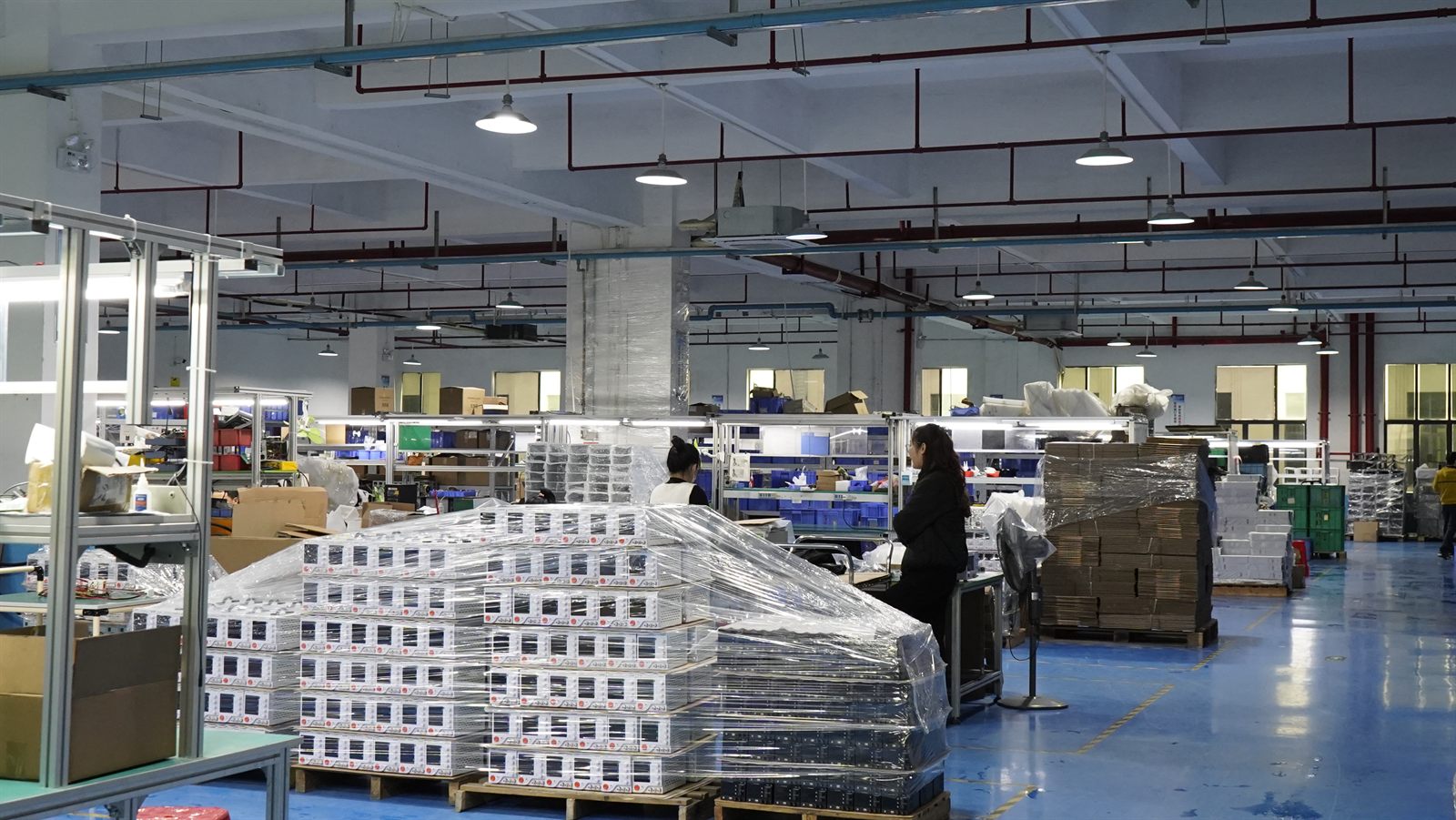 eTOMMENS Power Supply production floor, Dongguan